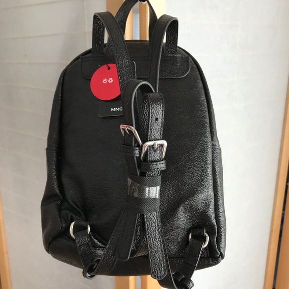 NWT black MNG black crinkle vinyl backpack zips - Picture 2 of 7
